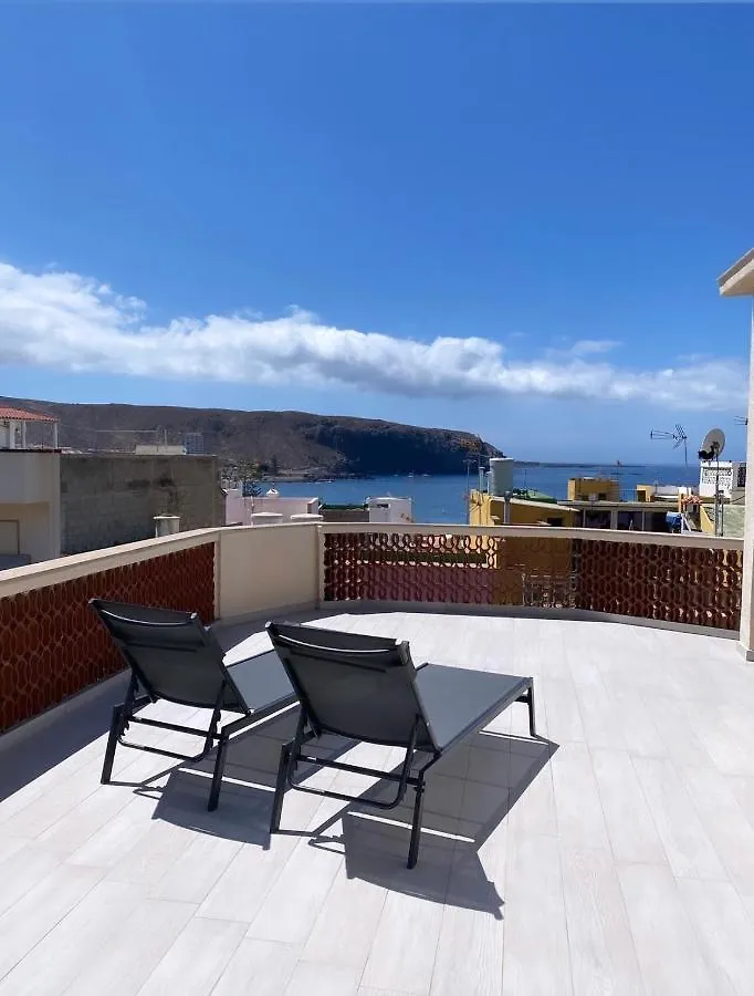 The White Heart House - Attic Sea View Apartment Los Cristianos  0*, Los Cristianos (Tenerife)