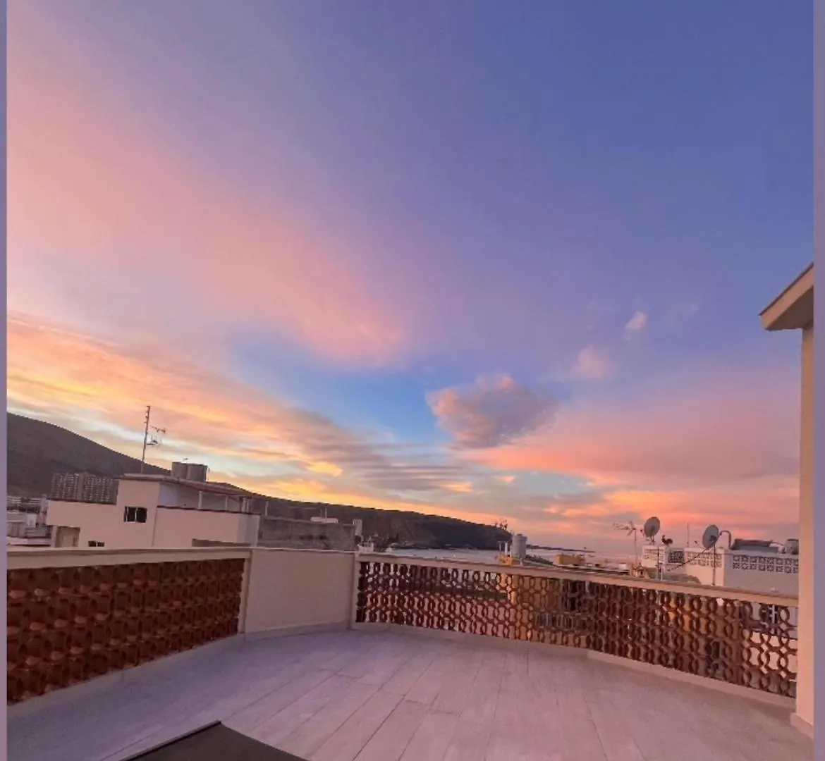 The White Heart House - Attic Sea View Apartment Los Cristianos  0*, Los Cristianos (Tenerife)